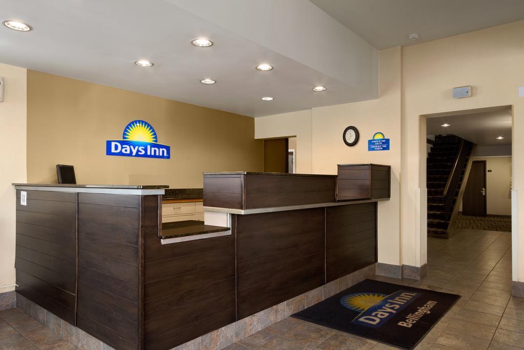 Days Inn By Wyndham Bellingham Wa Exterior photo